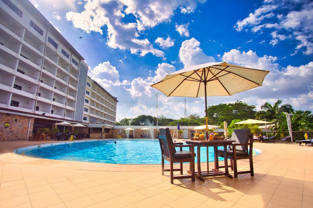 Lancaster Kumasi Hotel Ngoại thất bức ảnh